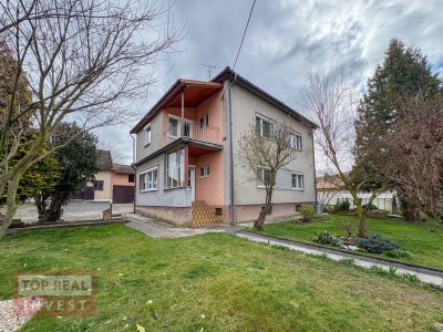 Prodej Rodinný dům 4+2, Roštín